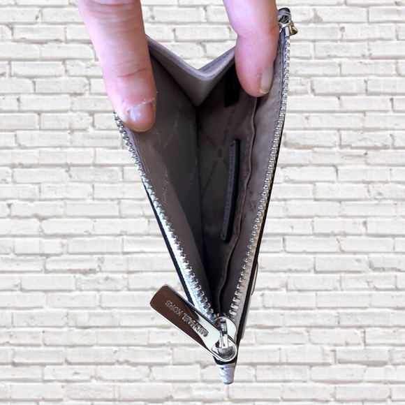 🎉HP🎉MICHAEL KORS • Serena Leather Shoulder Bag & Coinpurse in Lavendar Mist - Picture 11 of 13